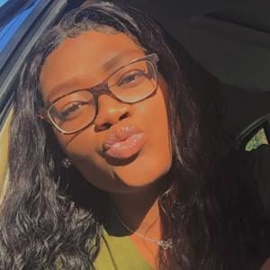 Meet your Posher, Tanasha